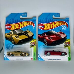 Hot Wheels Pagani Lot Of 2x - HW Exotics ‘17 Pagani Huayra Roadster Gold & Red